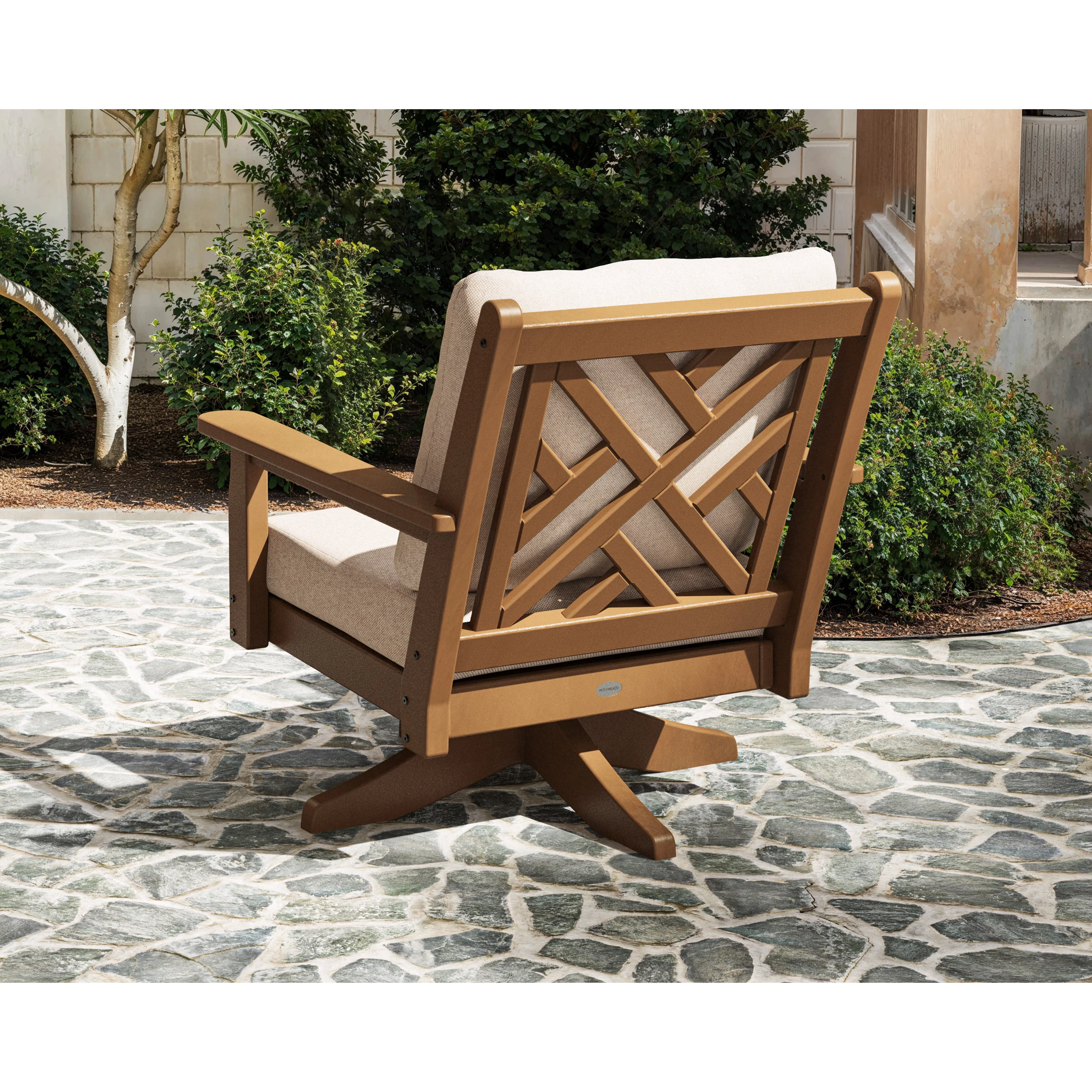 Chippendale Deep Seating Swivel Chair - Image 4