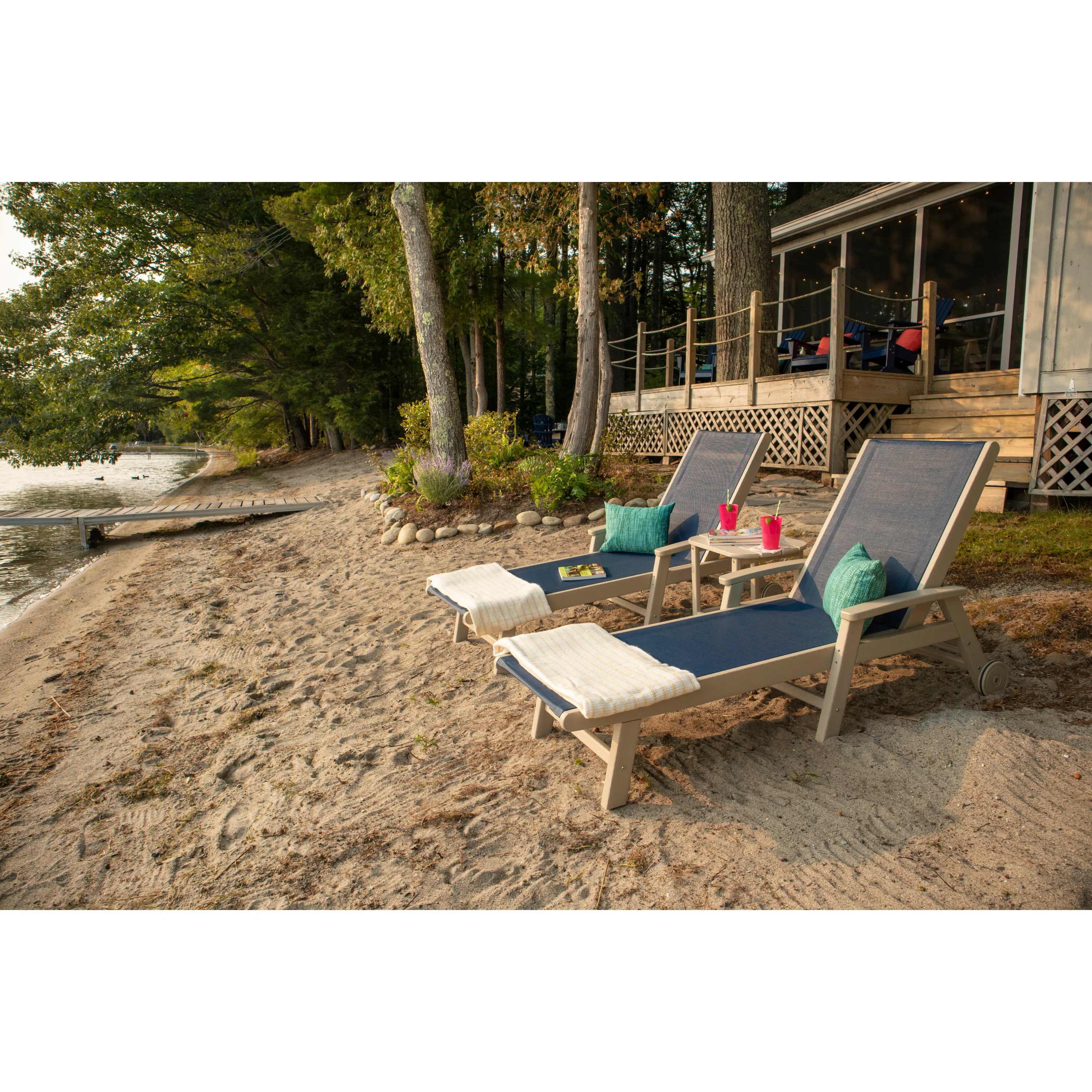 Coastal Chaise with Wheels - Image 4