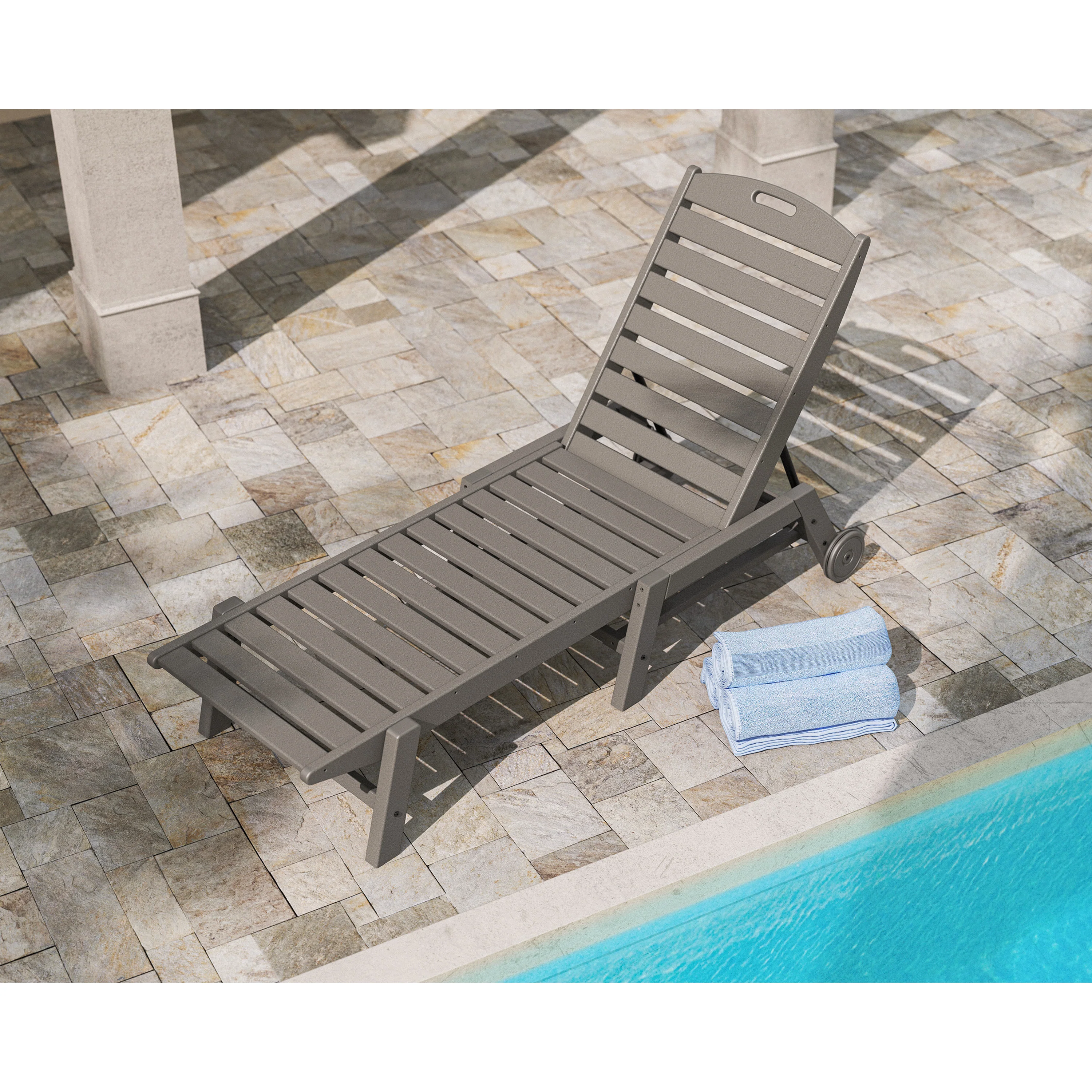 Nautical Chaise with Wheels - Image 11